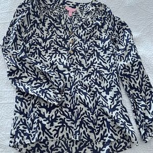 Womens Lilly Pulitzer coral navy top
